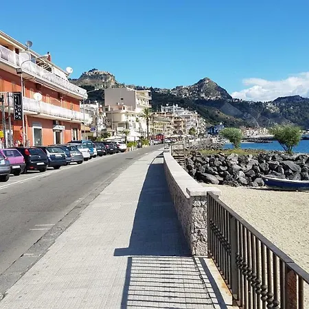Loft Baia Di * Giardini Naxos