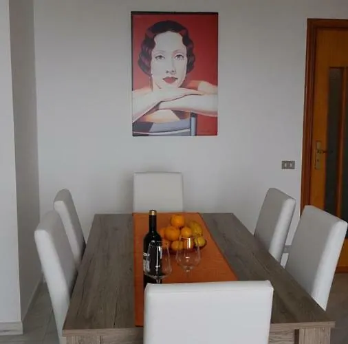 Loft Baia Di Apartment *